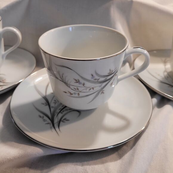 Castlecourt Fine China Wheat Spray Japan Cup & Saucer Set Of 4 Silver Trim - Picture 4 of 11